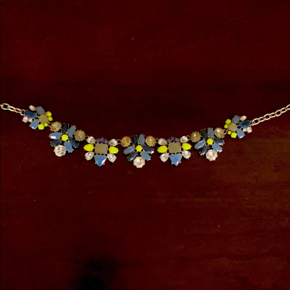 Stella and Dot statement necklace